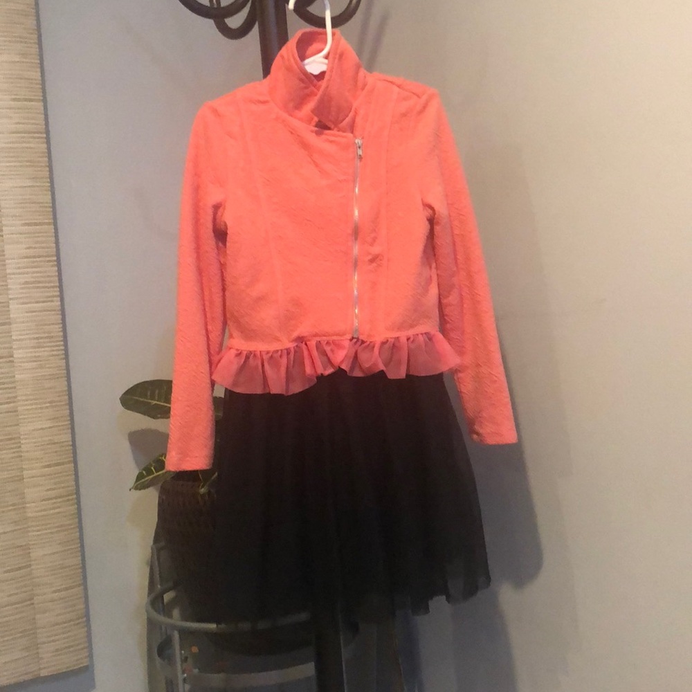 Girl’s dress